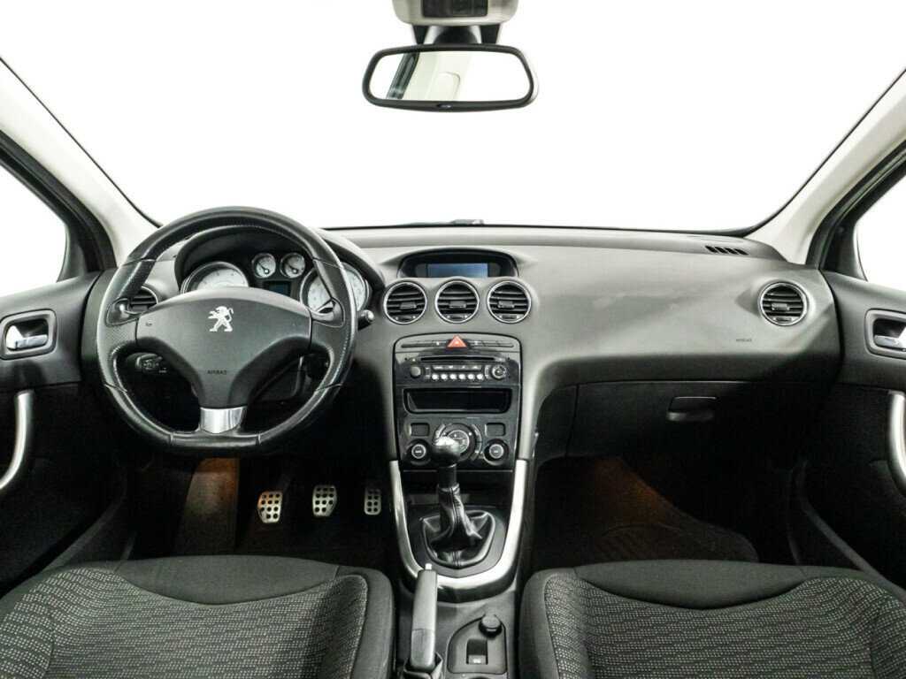 Peugeot 308, 2012 - Фото №12