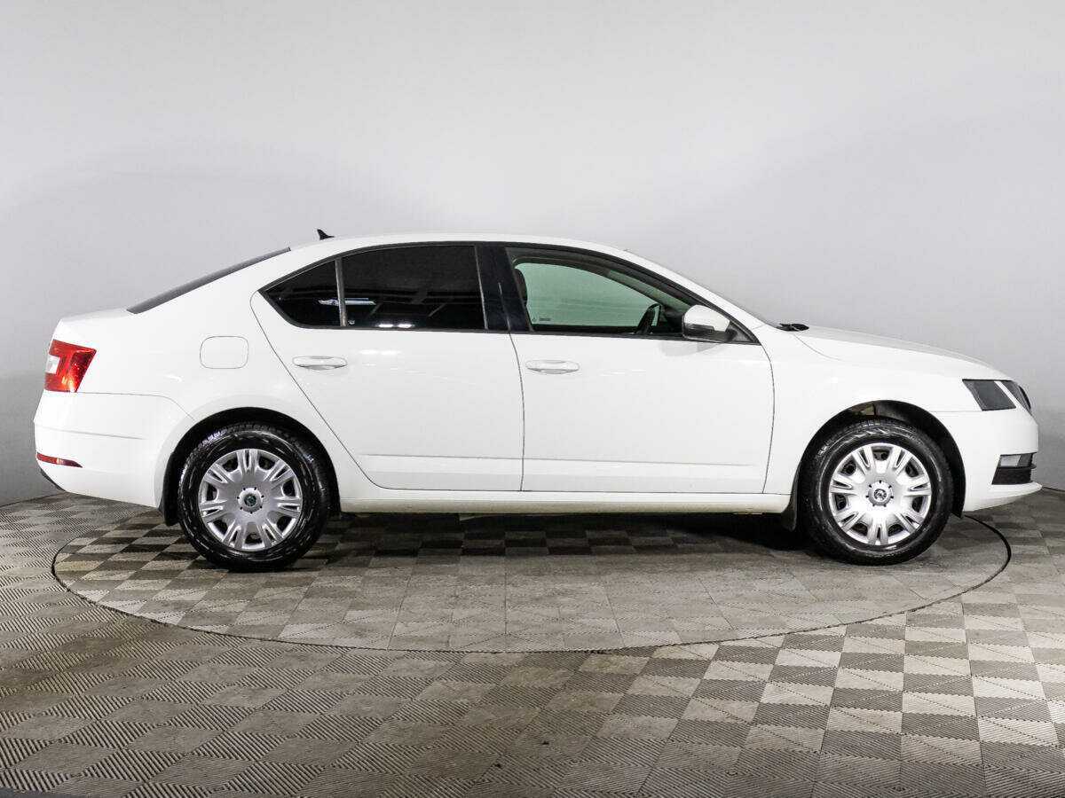 Skoda Octavia, 2018 - Фото №3