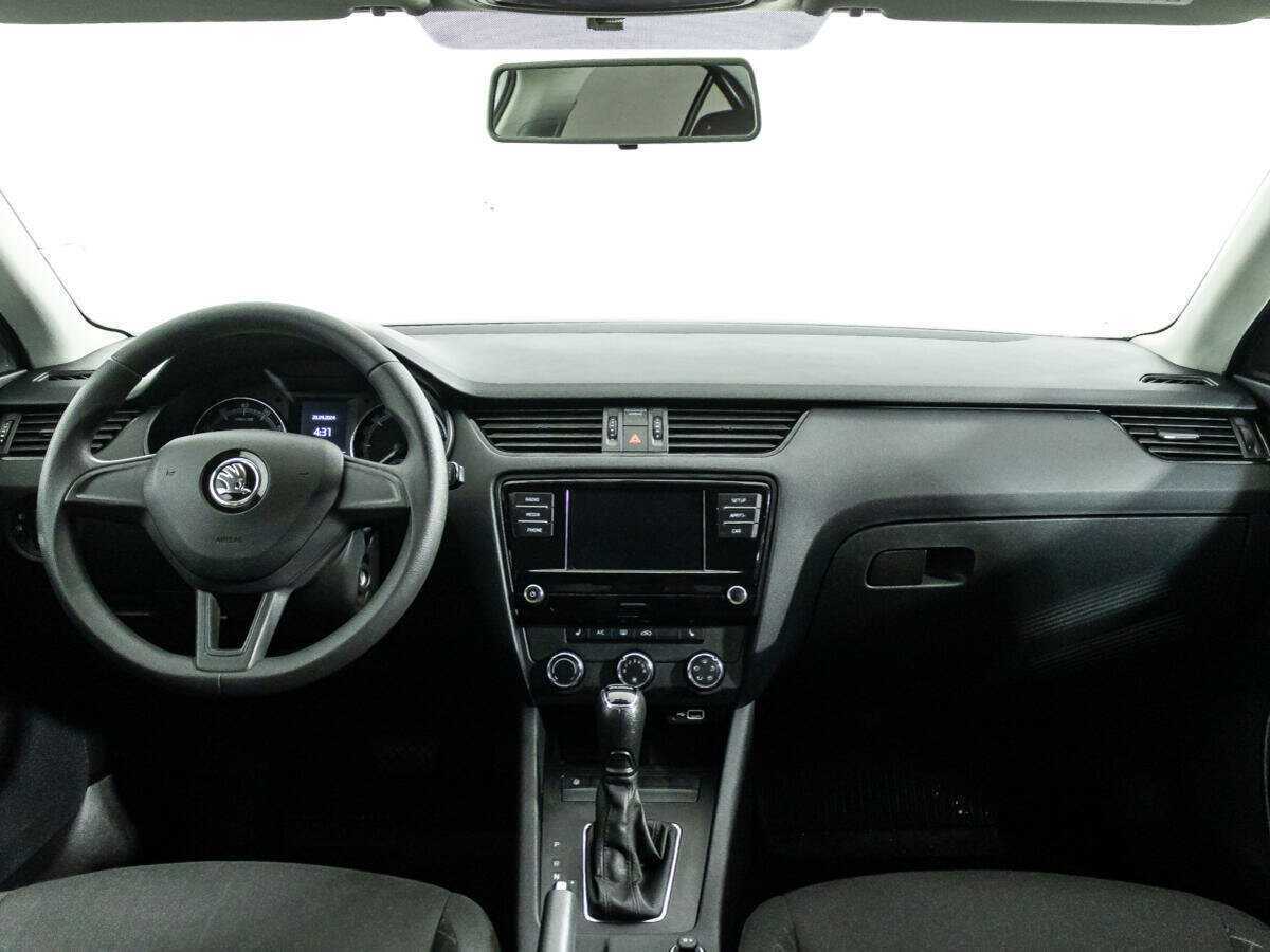 Skoda Octavia, 2018 - Фото №12