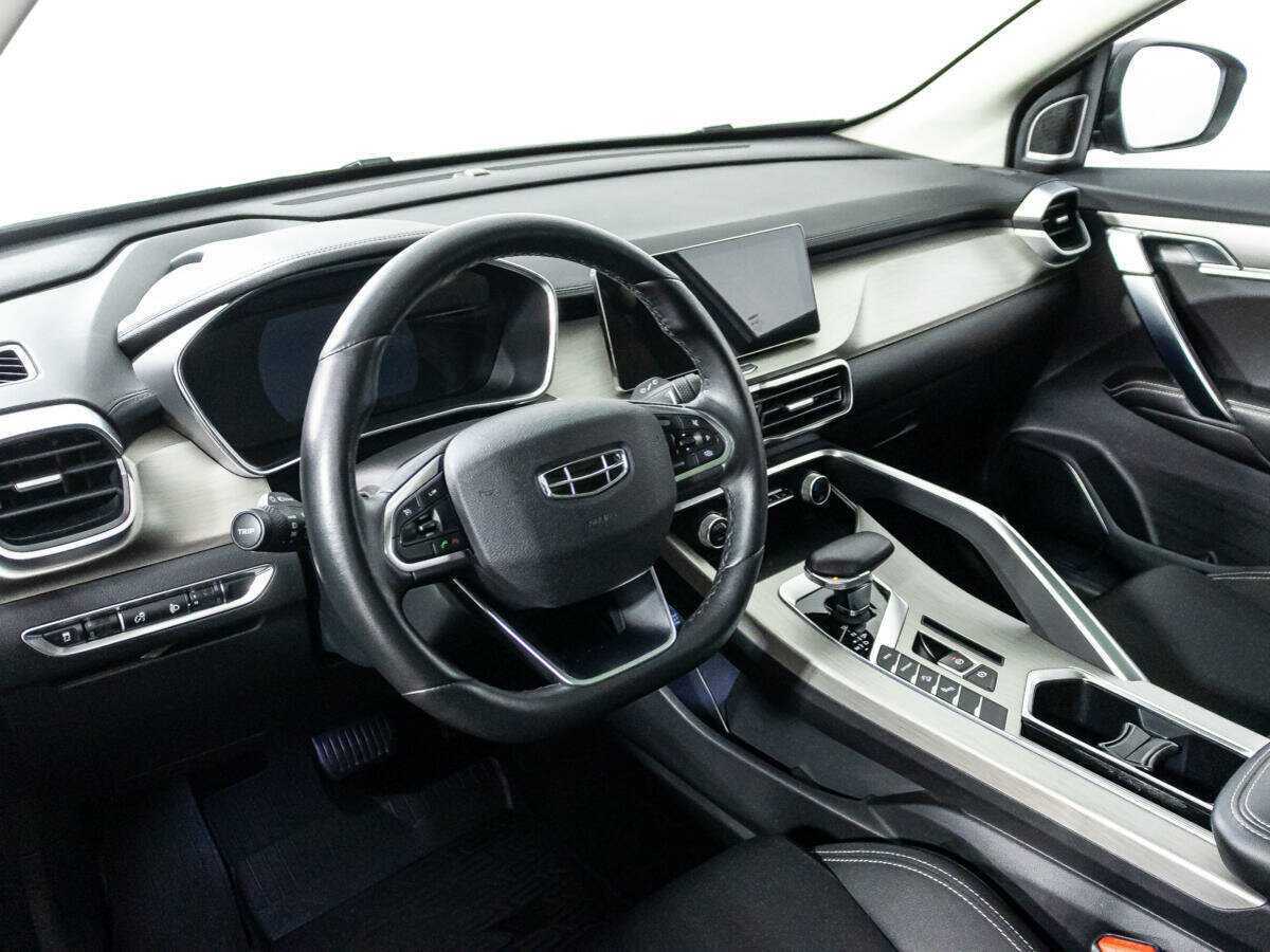 Geely Coolray, 2022 - Фото №10