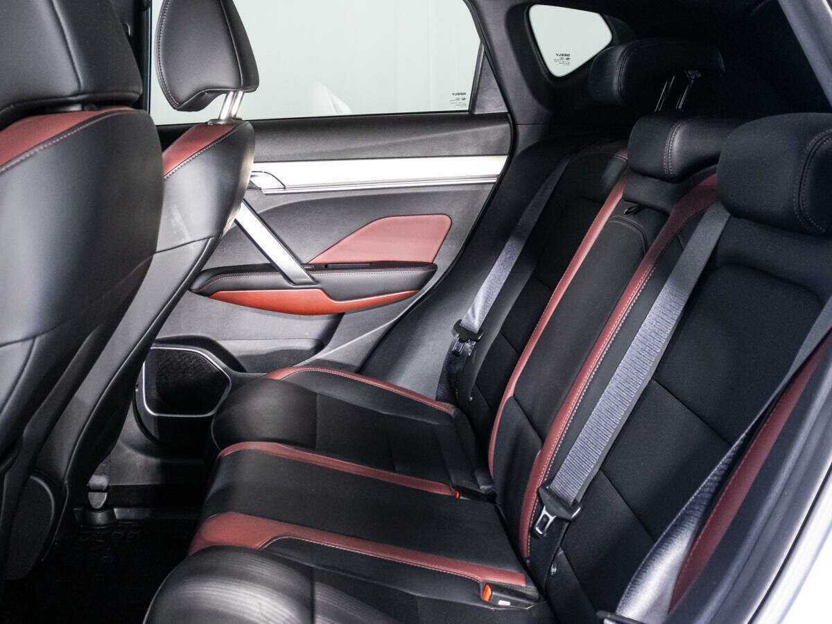 Geely Coolray, 2022 - Фото №9