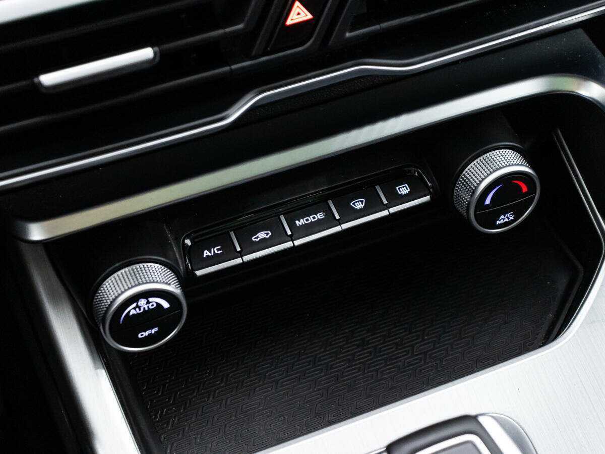 Geely Coolray, 2022 - Фото №20