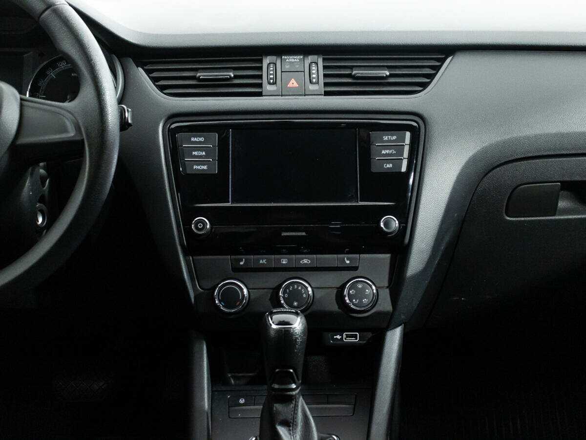 Skoda Octavia, 2018 - Фото №13