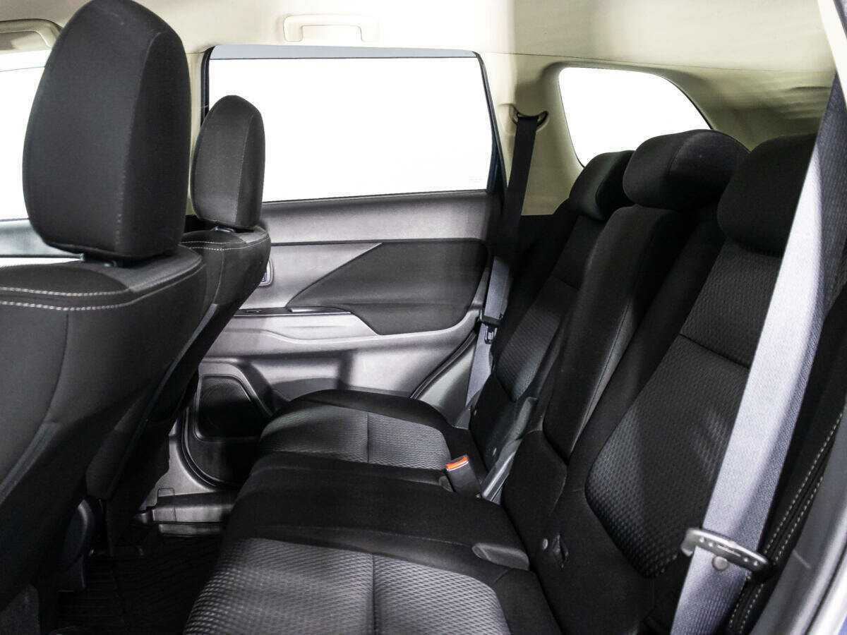 Mitsubishi Outlander, 2018 - Фото №9