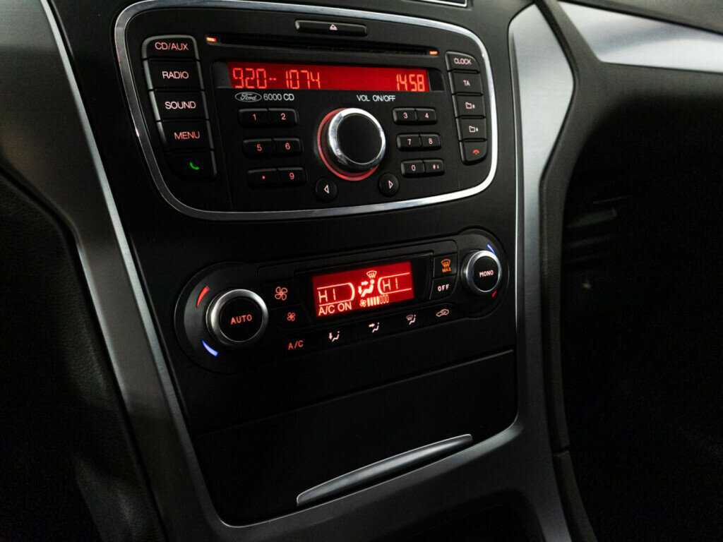 Ford Mondeo, 2012 - Фото №14