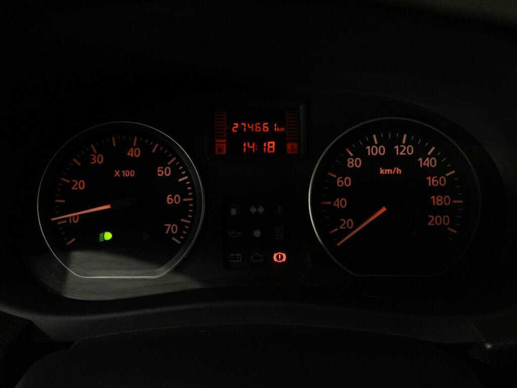 Renault Logan, 2013 - Фото №11