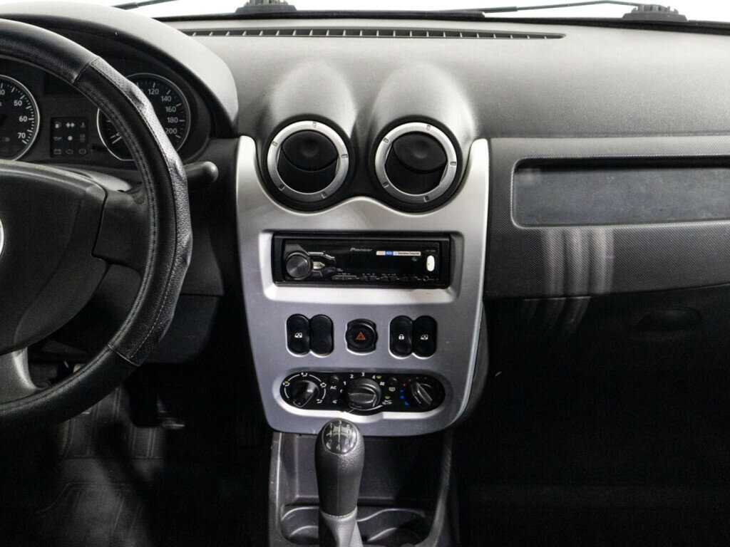 Renault Logan, 2013 - Фото №13