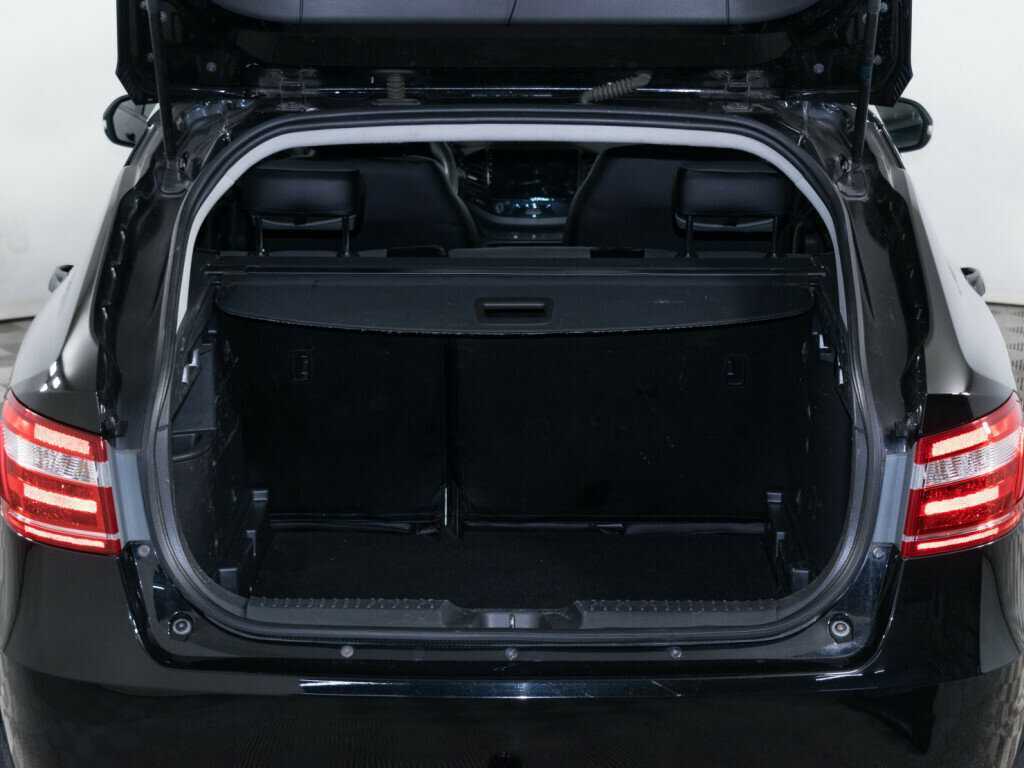 Lada (ВАЗ) Vesta SW, 2021 - Фото №6