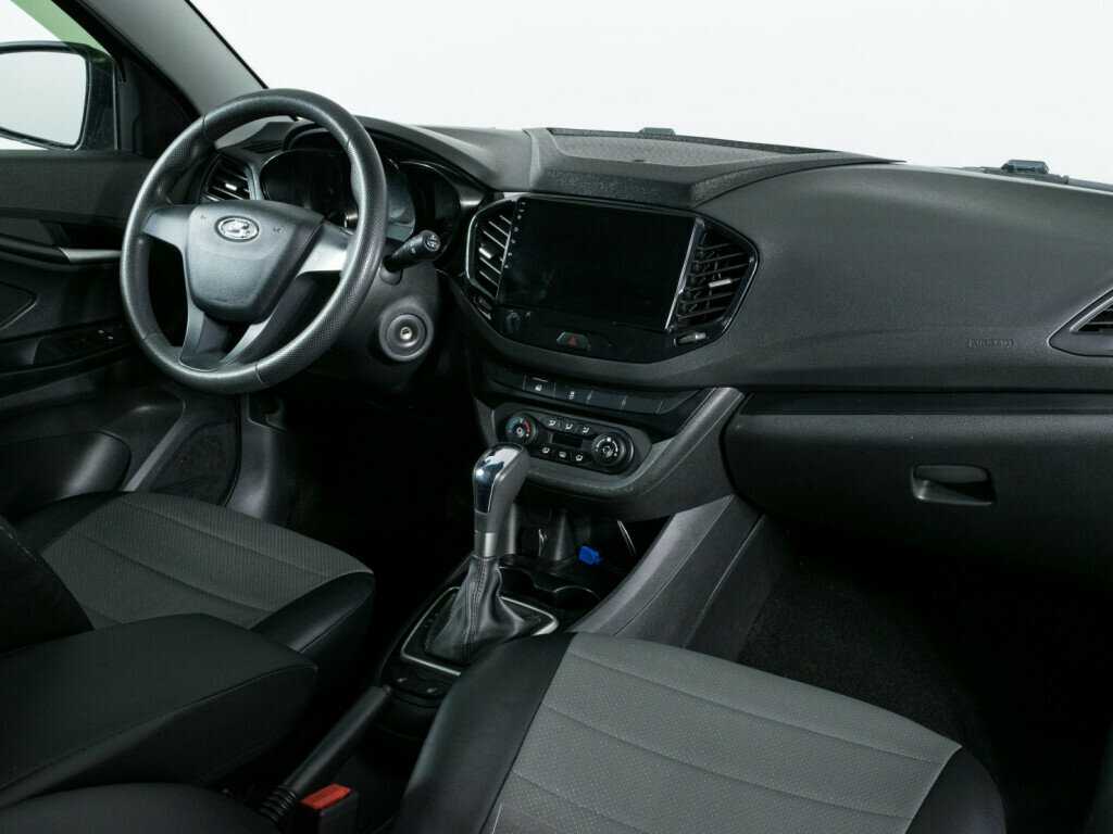 Lada (ВАЗ) Vesta SW, 2021 - Фото №7