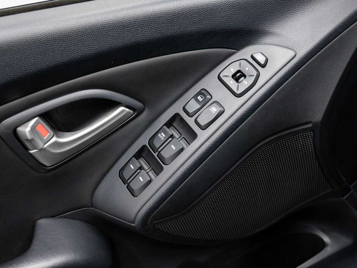 Hyundai ix35, 2012 - Фото №13