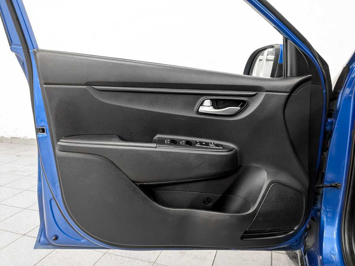 Kia Rio X-Line, 2020 - Фото №16