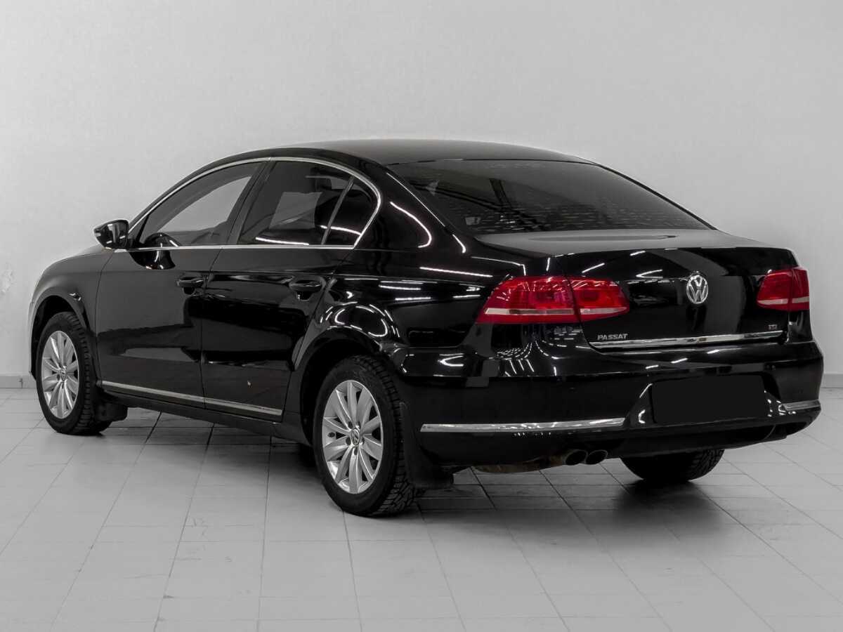 Volkswagen Passat, 2012 - Фото №6