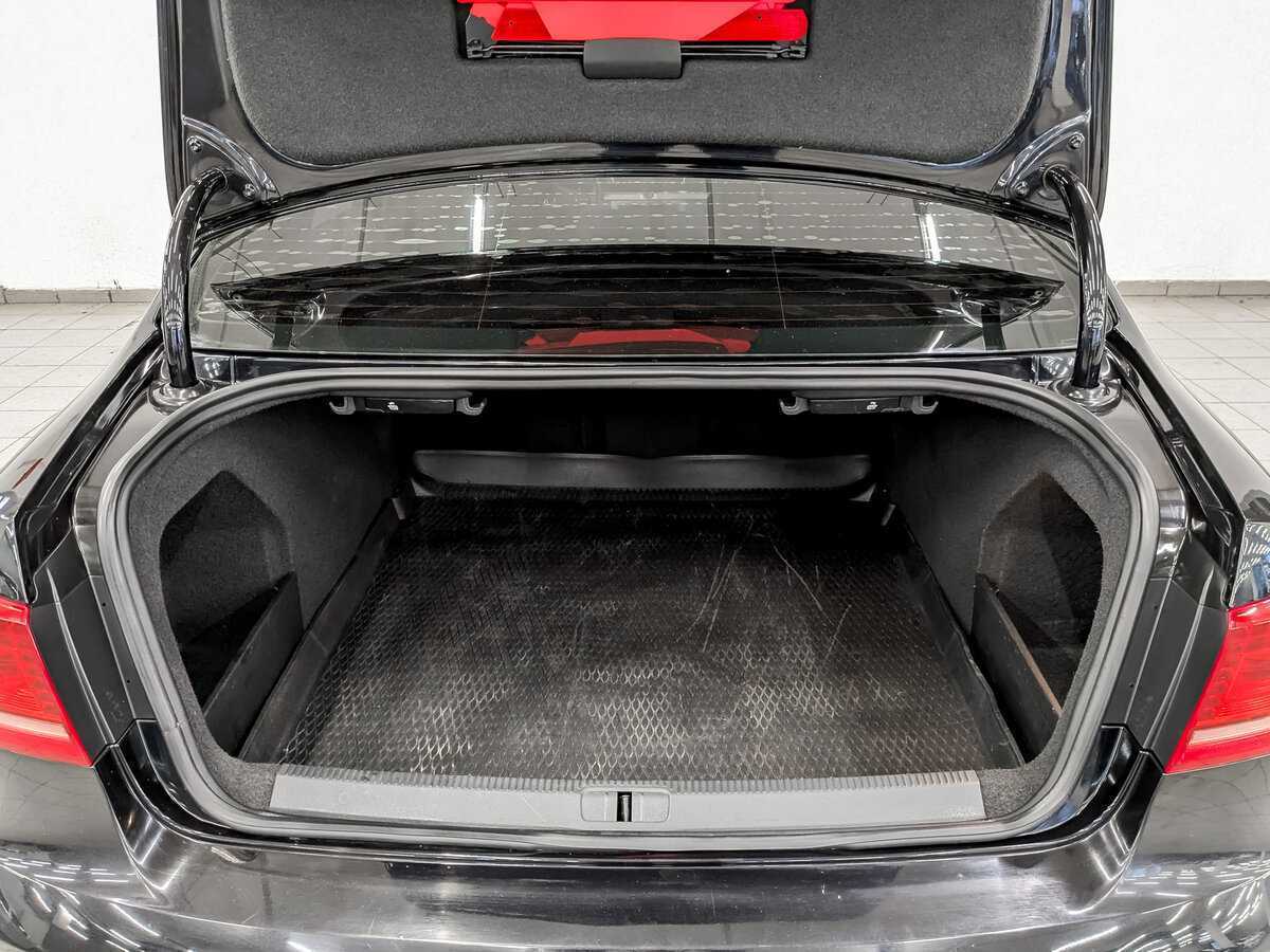 Volkswagen Passat, 2012 - Фото №9