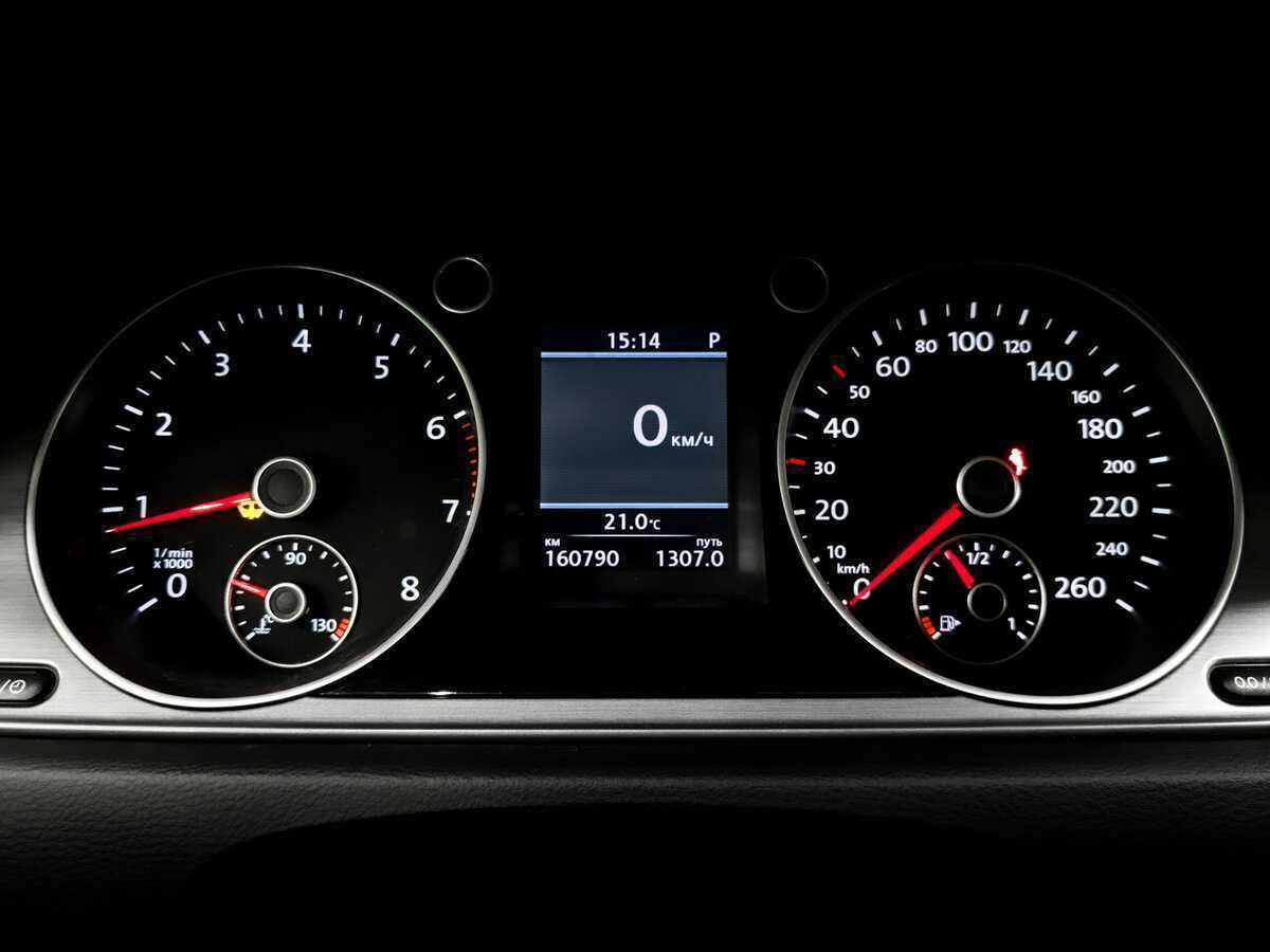 Volkswagen Passat, 2012 - Фото №12