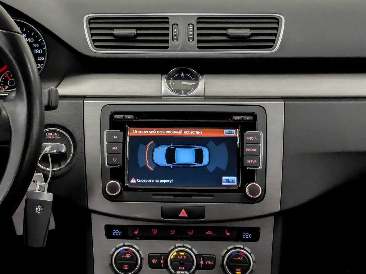 Volkswagen Passat, 2012 - Фото №14