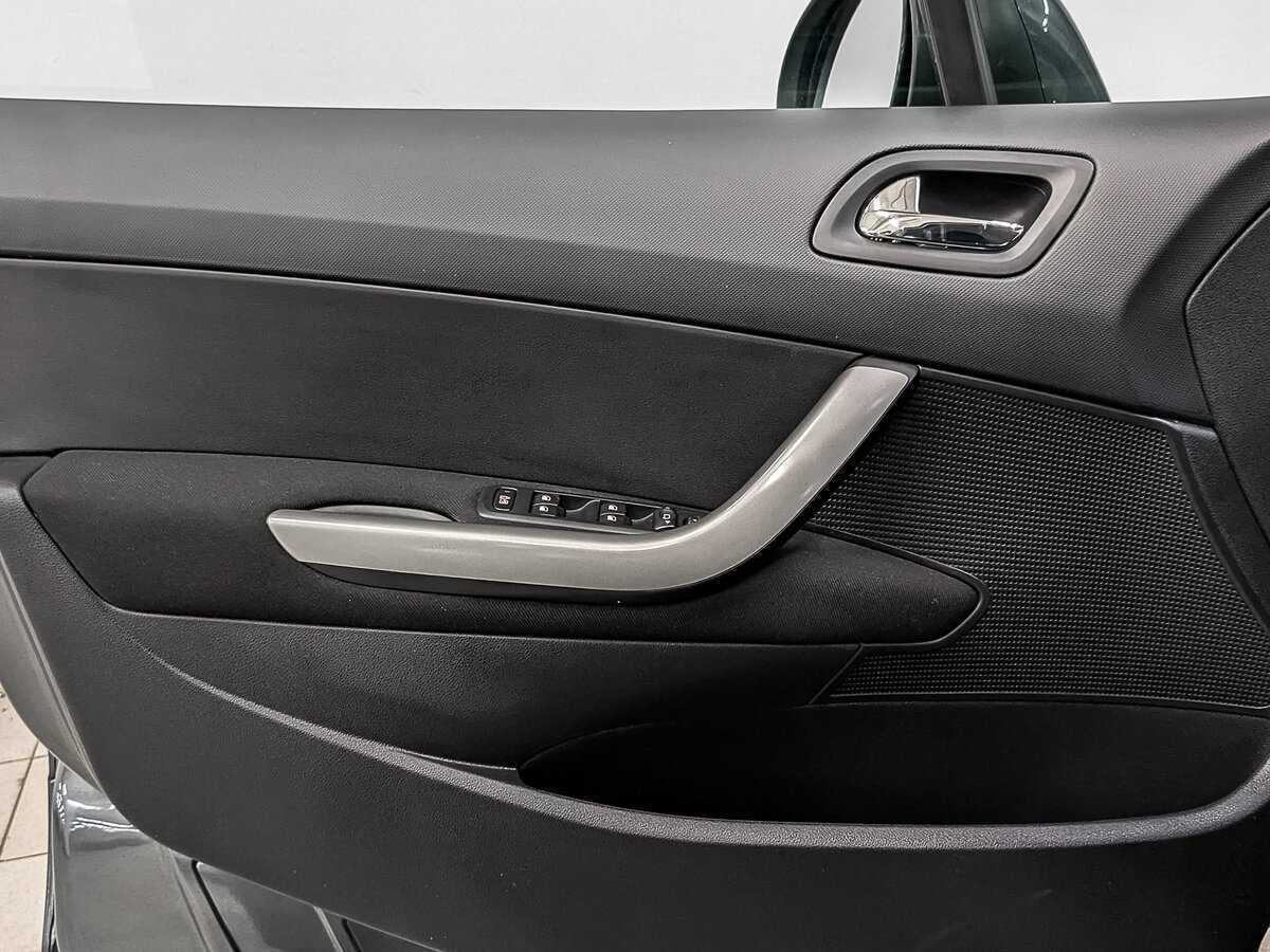 Peugeot 308, 2012 - Фото №16