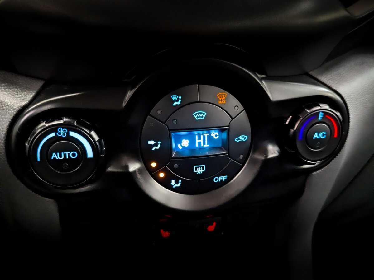 Ford EcoSport, 2016 - Фото №22