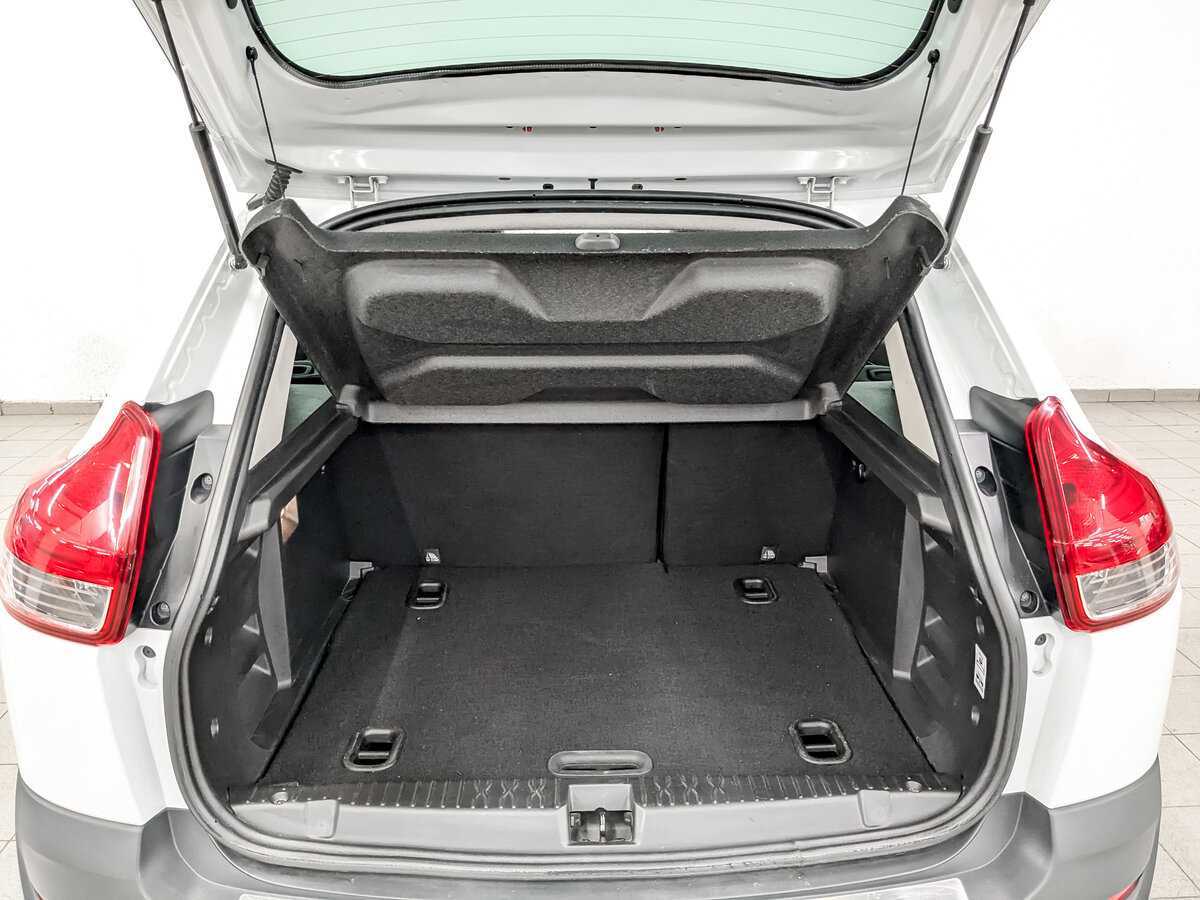 Lada (ВАЗ) XRAY Cross, 2019 - Фото №9