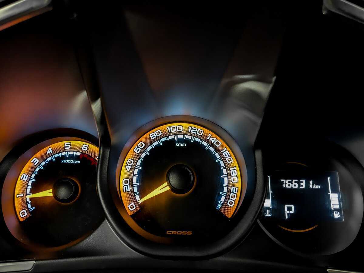 Lada (ВАЗ) XRAY Cross, 2019 - Фото №12