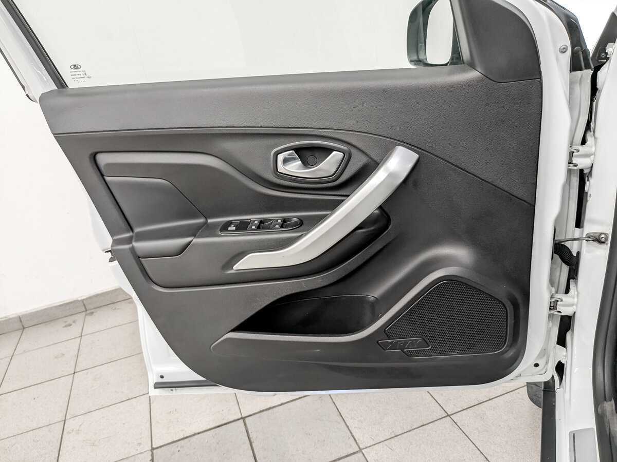 Lada (ВАЗ) XRAY Cross, 2019 - Фото №16