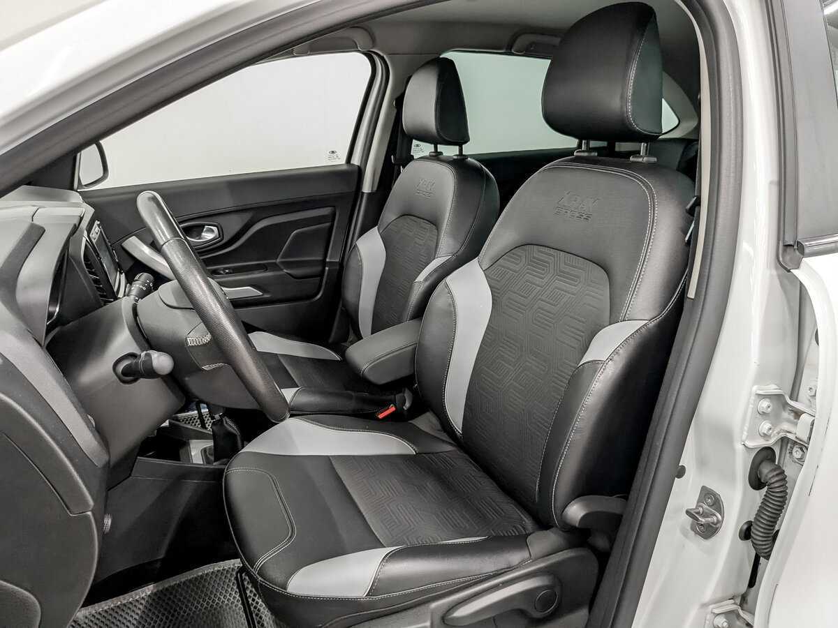 Lada (ВАЗ) XRAY Cross, 2019 - Фото №17