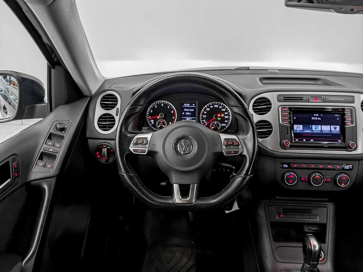 Volkswagen Tiguan, 2016 - Фото №18