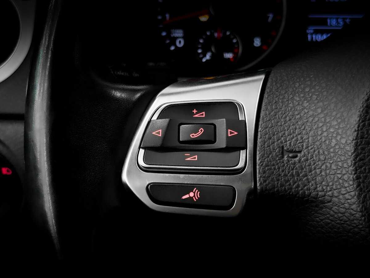 Volkswagen Tiguan, 2016 - Фото №24