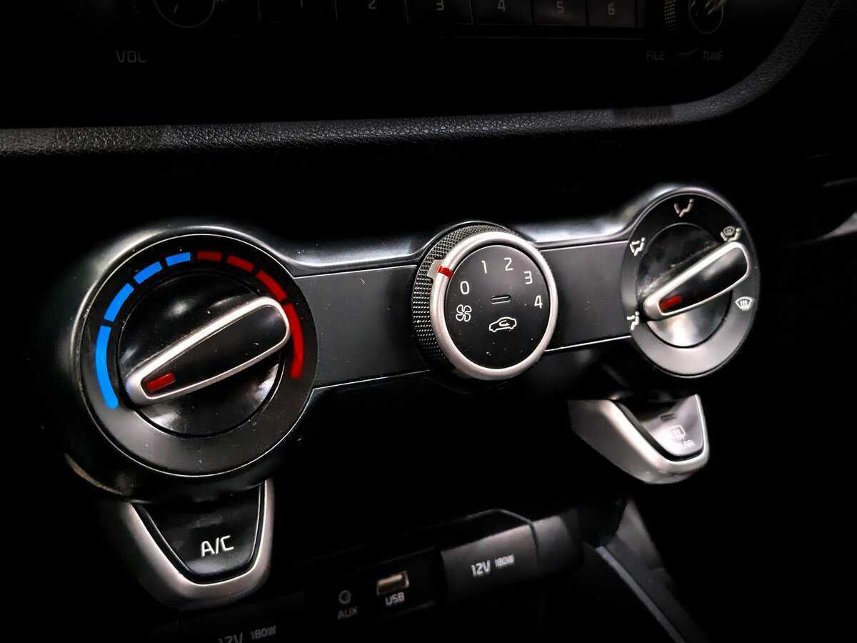 Kia Rio X-Line, 2020 - Фото №24