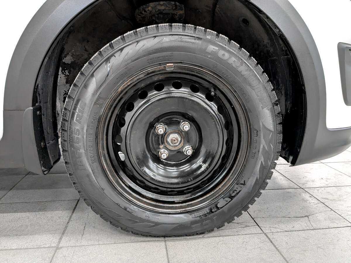 Kia Rio X-Line, 2019 - Фото №17