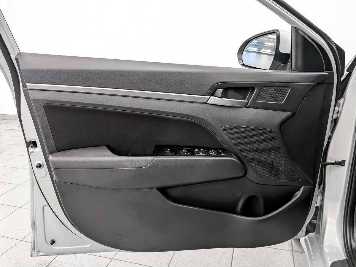 Hyundai Elantra, 2017 - Фото №16