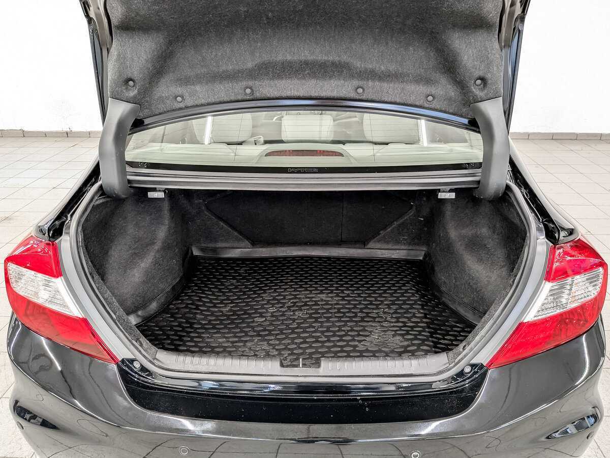 Honda Civic, 2012 - Фото №9