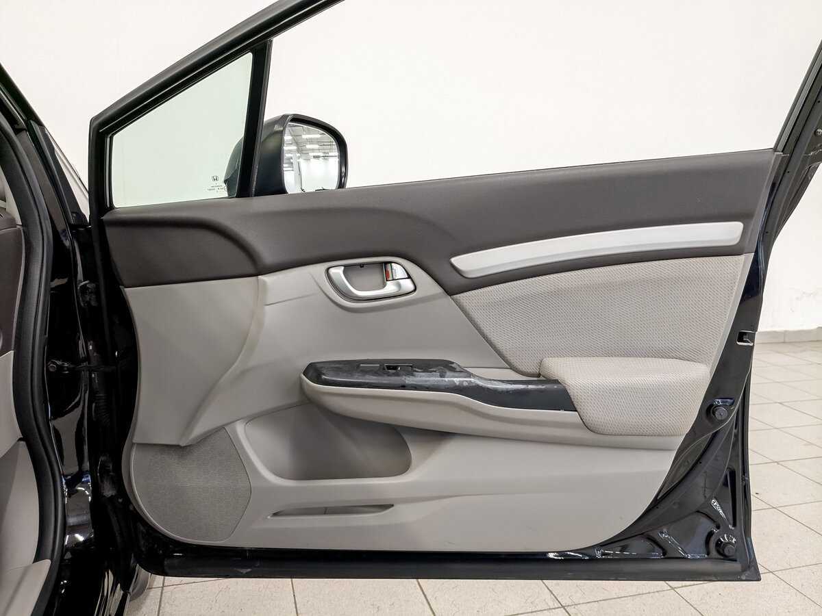 Honda Civic, 2012 - Фото №21