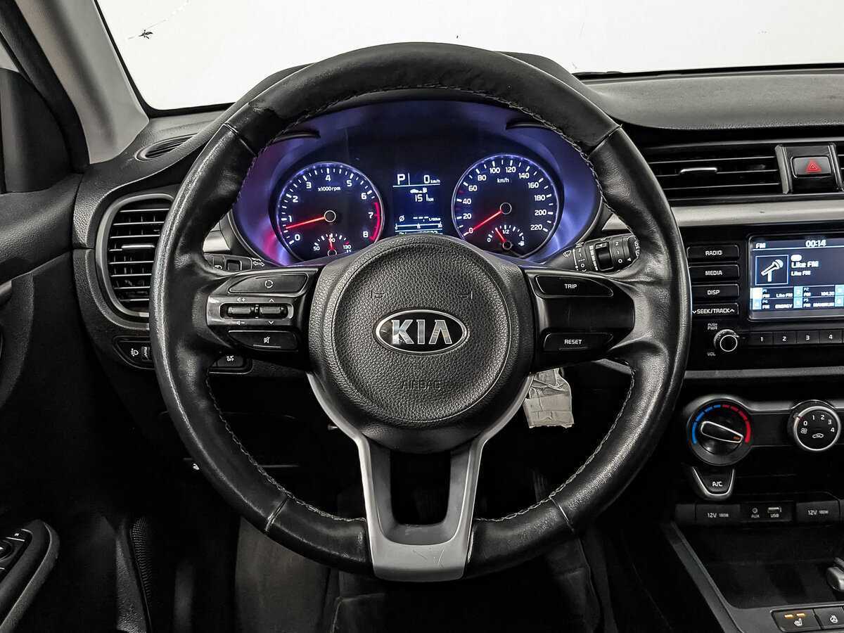 Kia Rio X-Line, 2020 - Фото №18