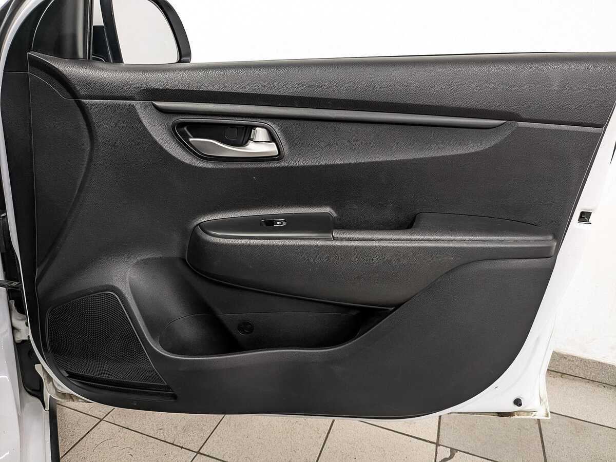 Kia Rio X-Line, 2020 - Фото №21