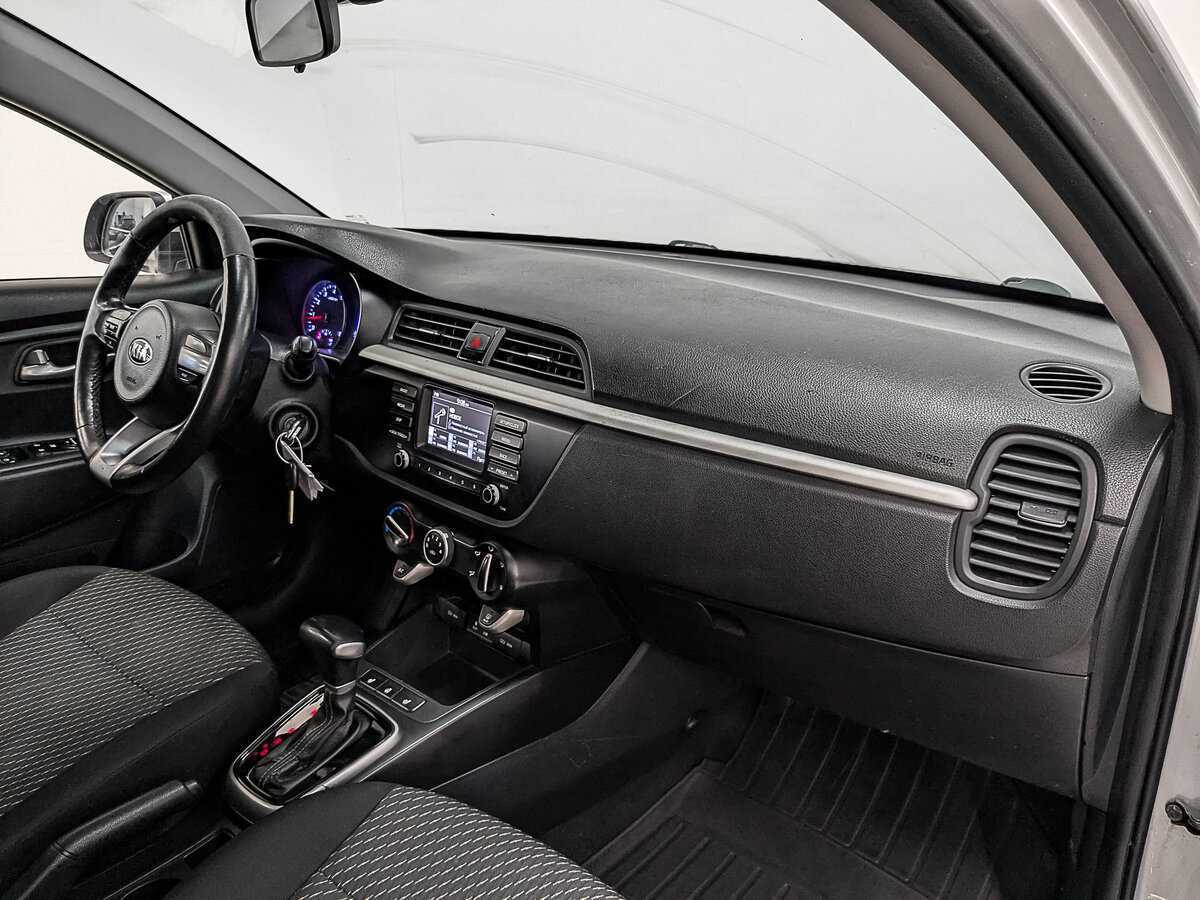 Kia Rio X-Line, 2020 - Фото №10