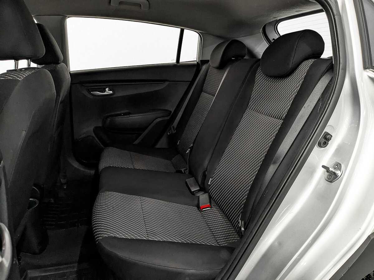 Kia Rio X-Line, 2020 - Фото №15