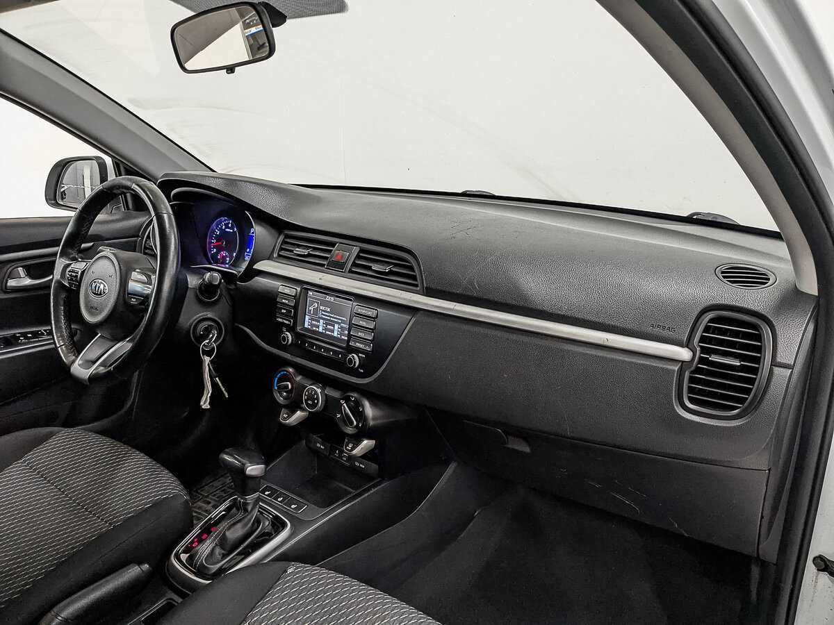 Kia Rio X-Line, 2020 - Фото №9