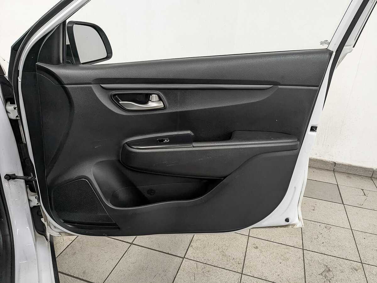 Kia Rio X-Line, 2020 - Фото №21