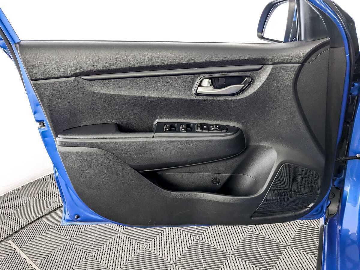Kia Rio X-Line, 2019 - Фото №16