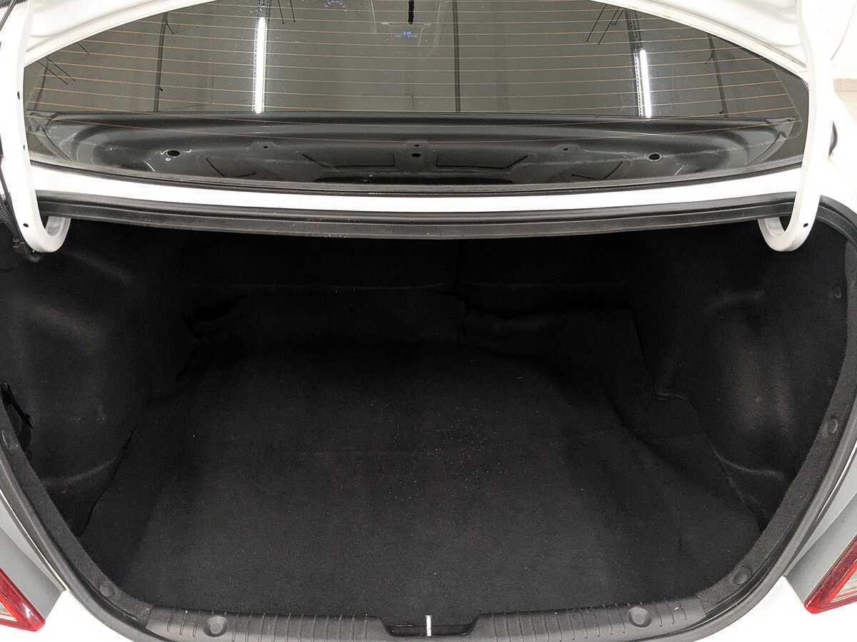 Hyundai Solaris, 2015 - Фото №9