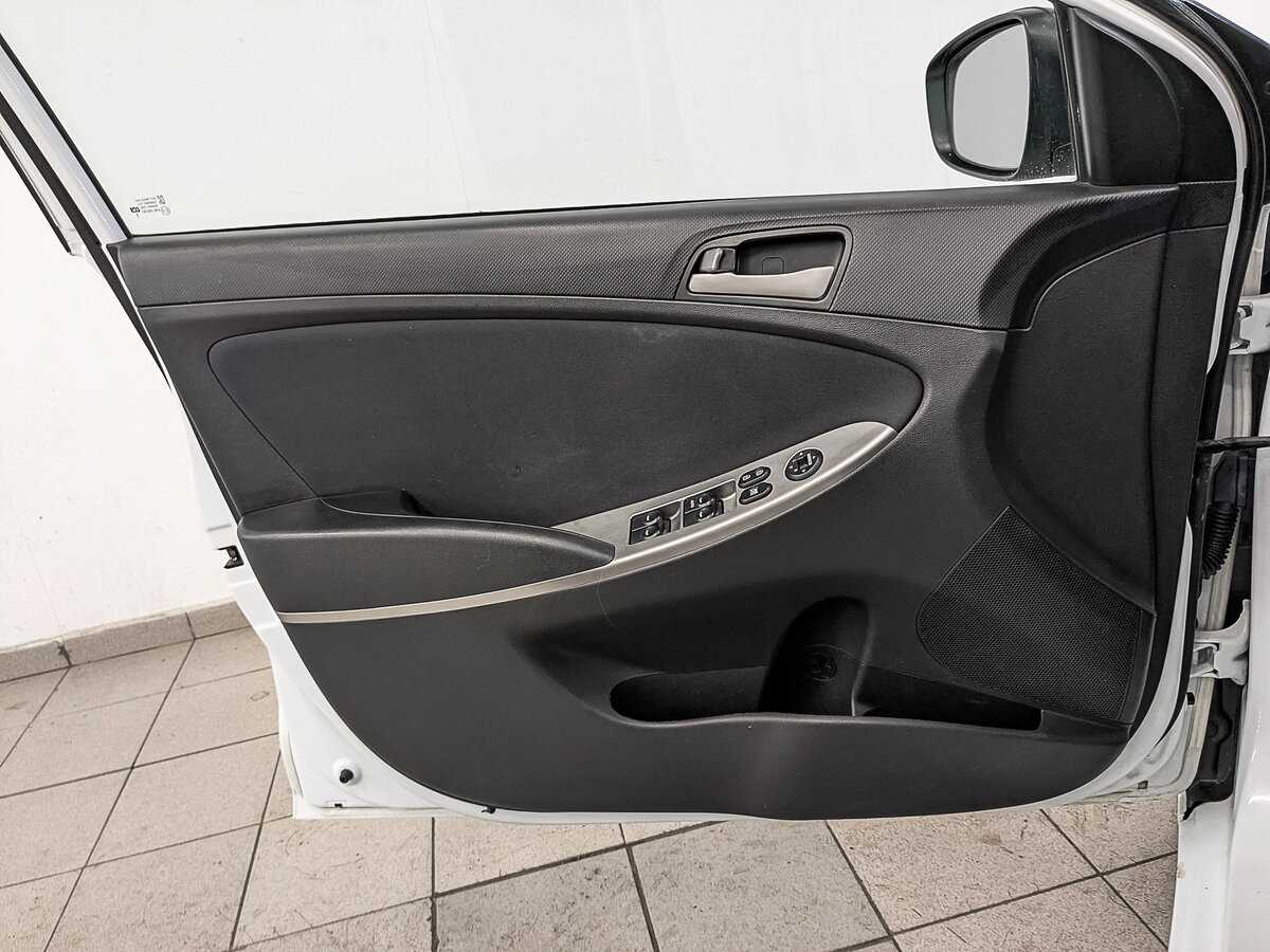 Hyundai Solaris, 2015 - Фото №16