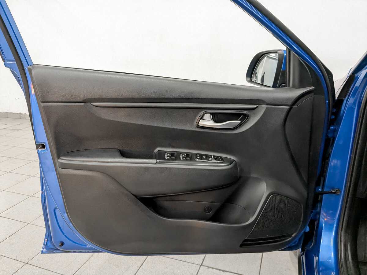 Kia Rio X-Line, 2020 - Фото №16