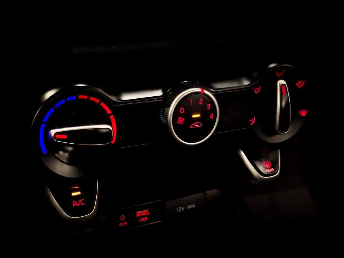 Kia Rio X-Line, 2020 - Фото №22