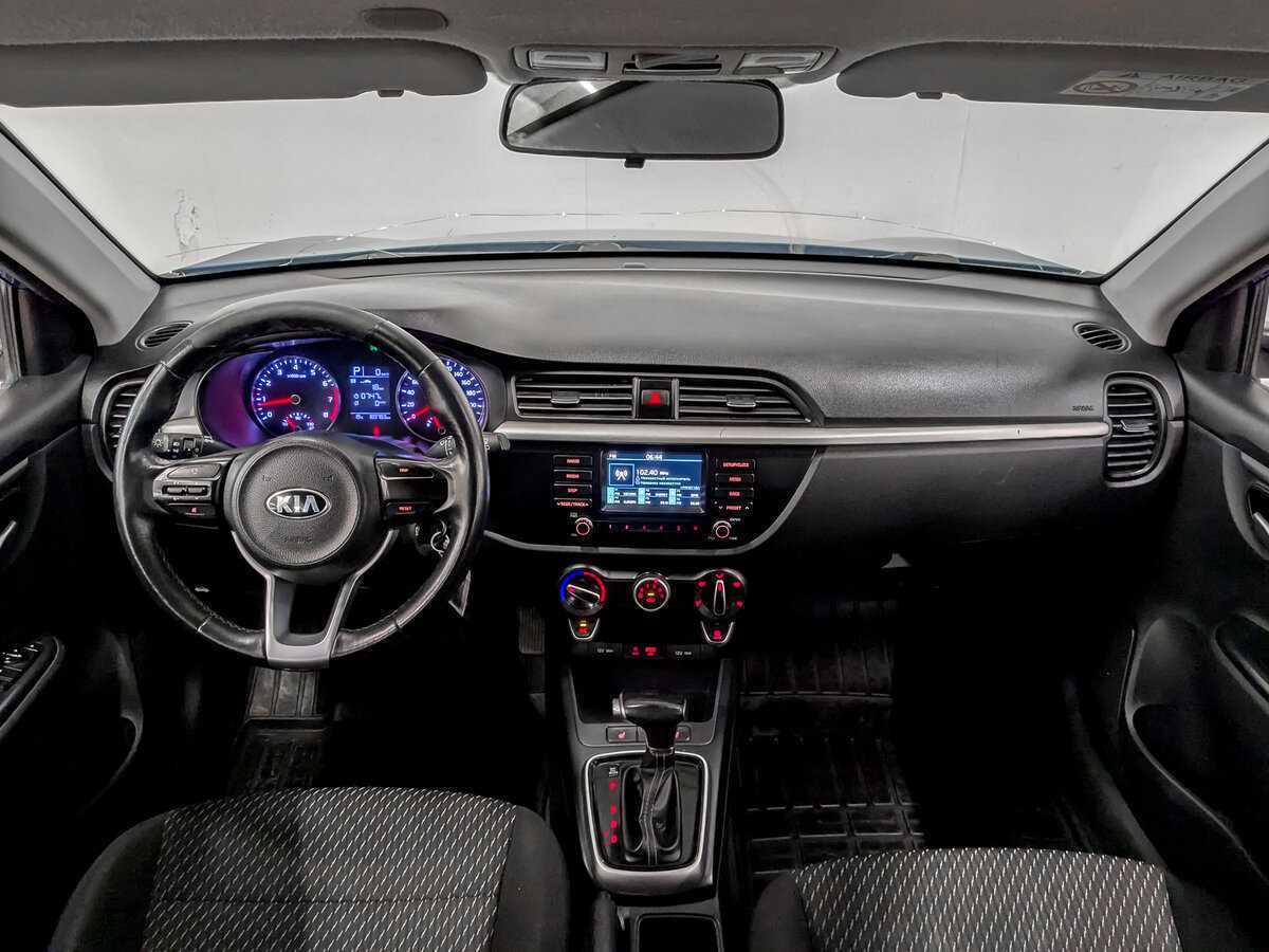 Kia Rio X-Line, 2020 - Фото №13