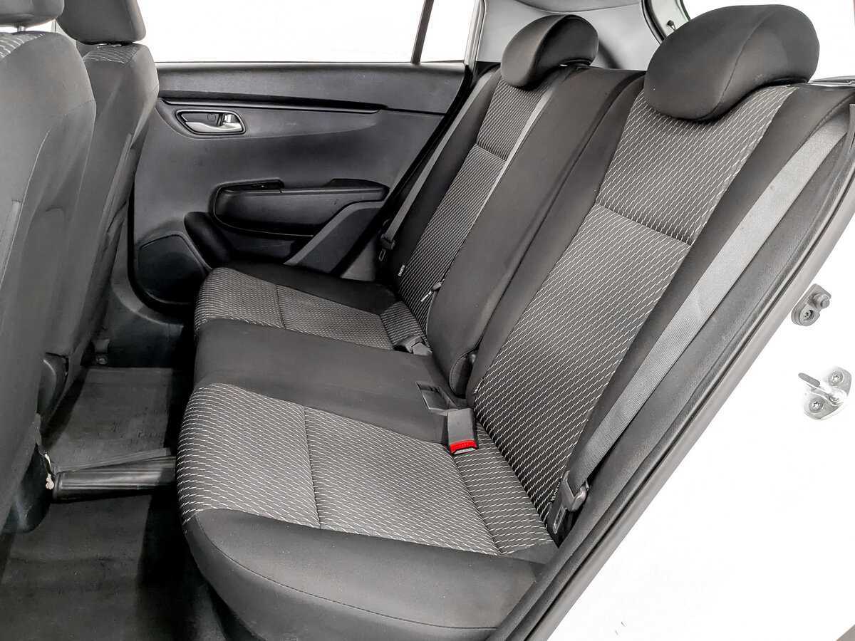 Kia Rio X-Line, 2020 - Фото №11