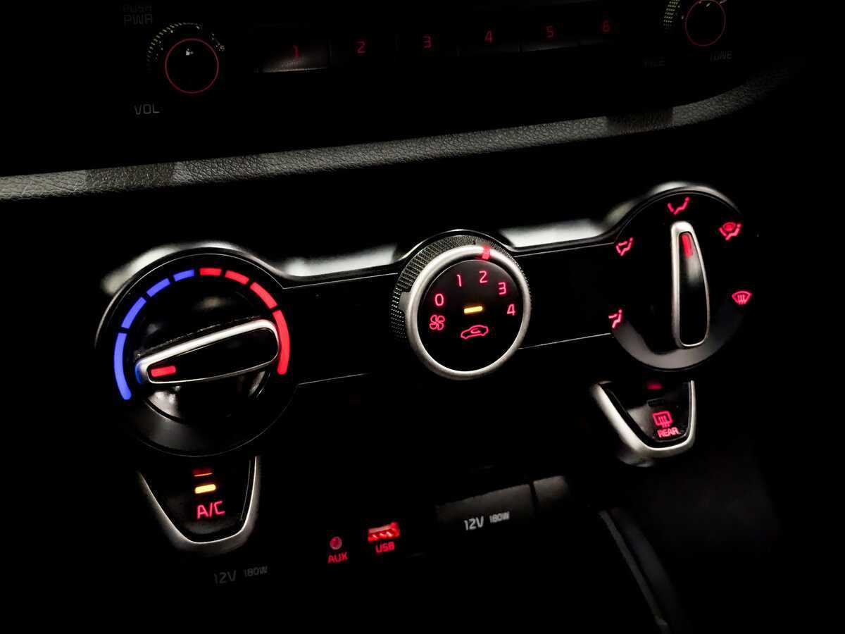 Kia Rio X-Line, 2020 - Фото №22