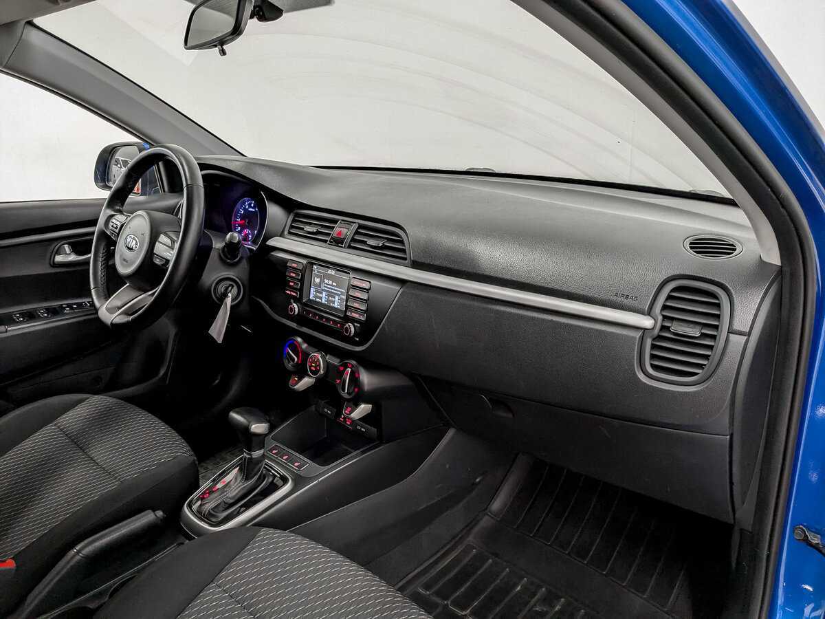 Kia Rio X-Line, 2020 - Фото №10