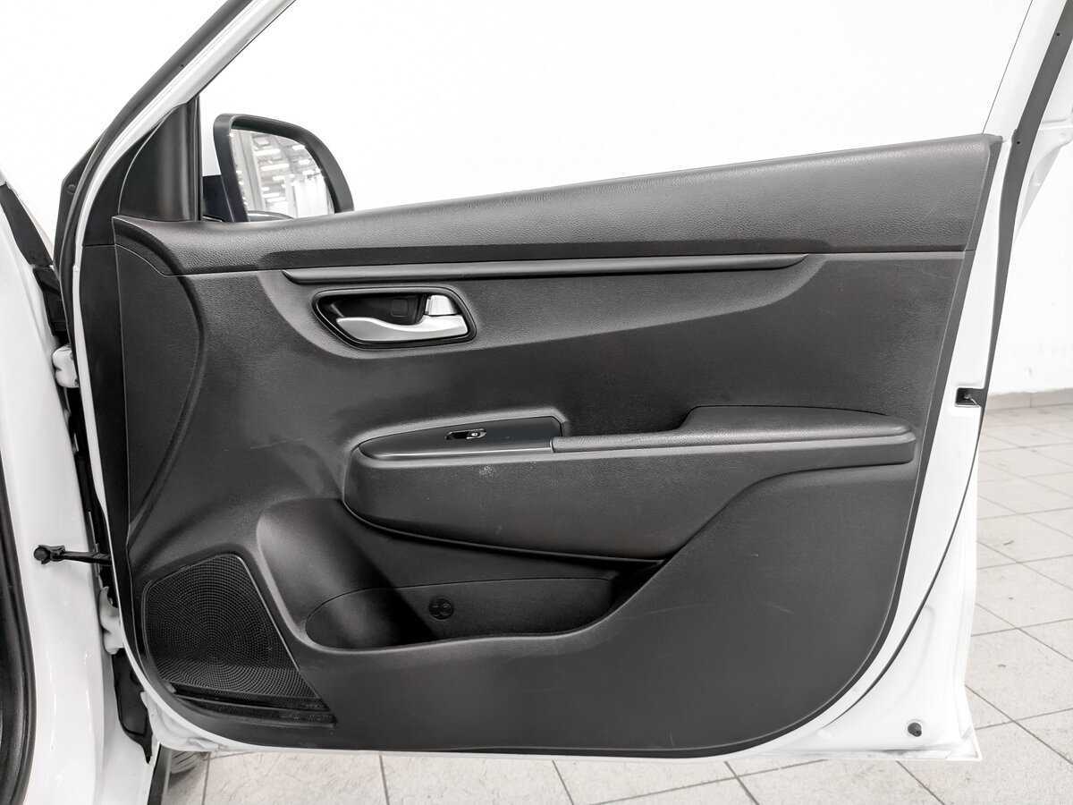 Kia Rio X-Line, 2020 - Фото №19