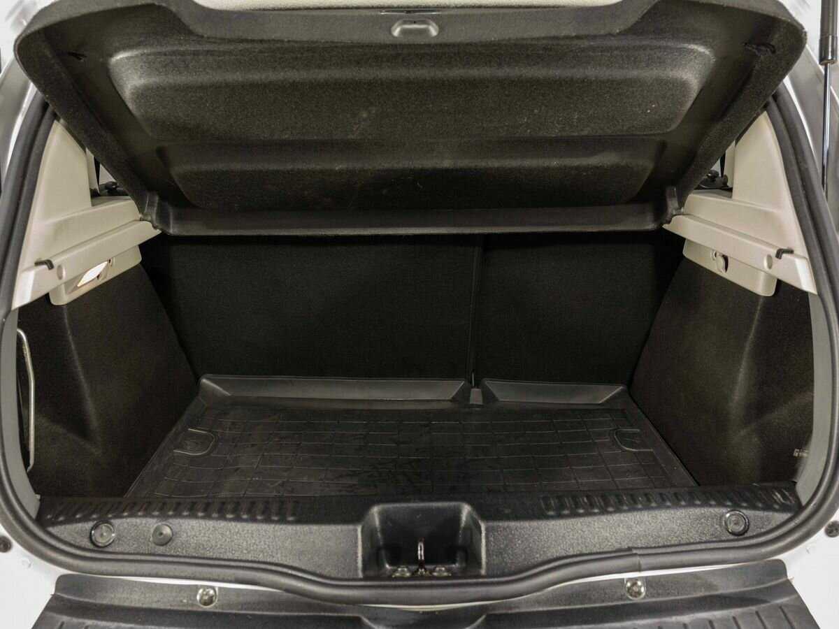 Renault Sandero Stepway, 2020 - Фото №20