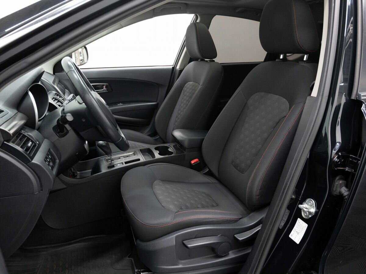 FAW Besturn X80, 2017 - Фото №8